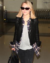 AnnaSophia Robb – at LAX Airport 1/12/13  