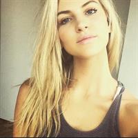 Kelly Thomas taking a selfie