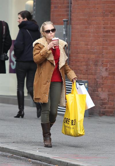 AnnaSophia Robb out shopping in New York City 12/21/12 