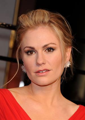 Anna Paquin attending the Vanity Fair Oscar Party in West Hollywood on February 27, 2011