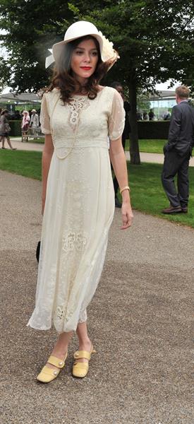 Anna Friel - Glorious Goodwood' Races - August 2, 2012