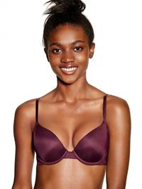 Zuri Tibby in lingerie