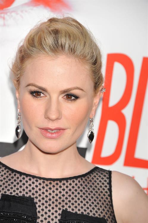 Anna Paquin - True Blood Season 5 premiere in Los Angeles (May 30, 2012)
