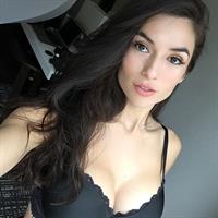 Luciana Del Mar taking a selfie