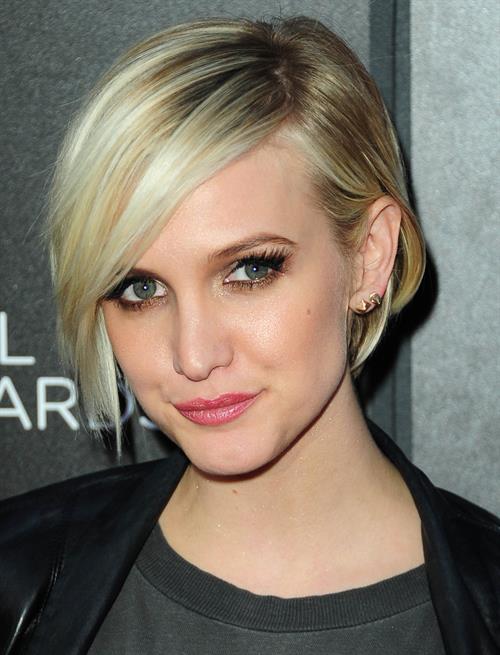 Ashlee Simpson Escape to Total Rewards Event in Hollywood Highland Center in Los Angeles on March 1, 2012
