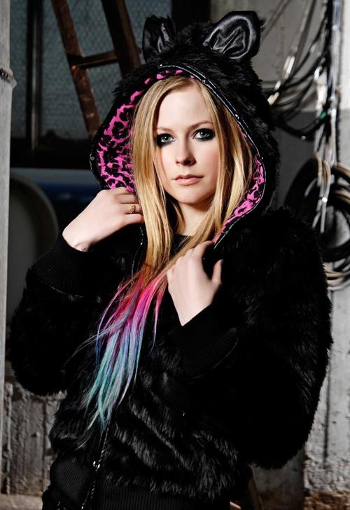 Avril Lavigne Abbey Dawn photoshoot 2012