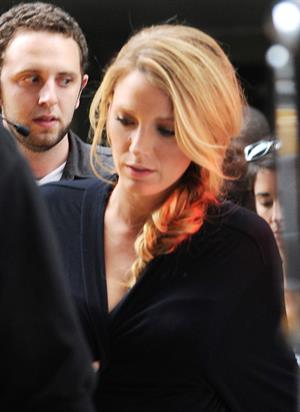 Blake Lively - On set of Gossip Girl - August 21,2012