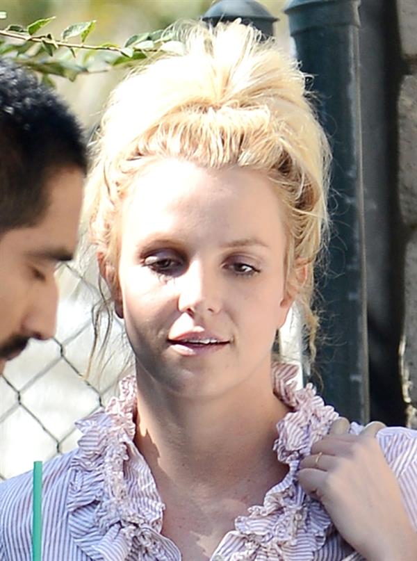 Britney Spears leaving dance studio in Sherman Oaks, on October 24, 2013