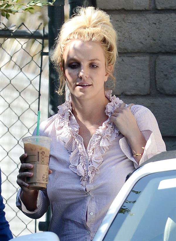 Britney Spears leaving dance studio in Sherman Oaks, on October 24, 2013