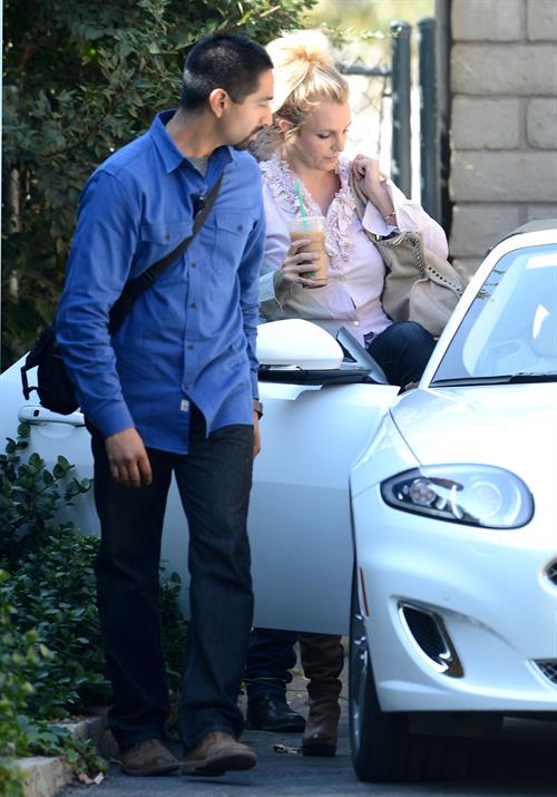 Britney Spears leaving dance studio in Sherman Oaks, on October 24, 2013