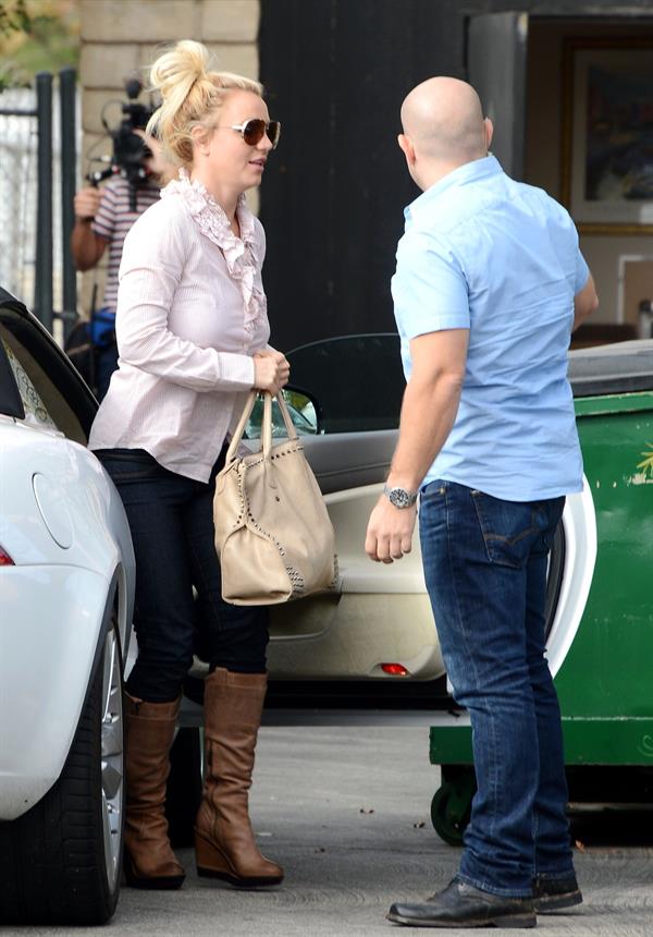 Britney Spears leaving dance studio in Sherman Oaks, on October 24, 2013