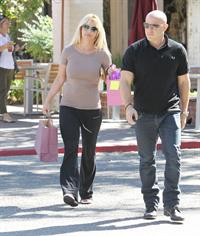 Britney Spears out shopping in Calabasas 10/23/12 
