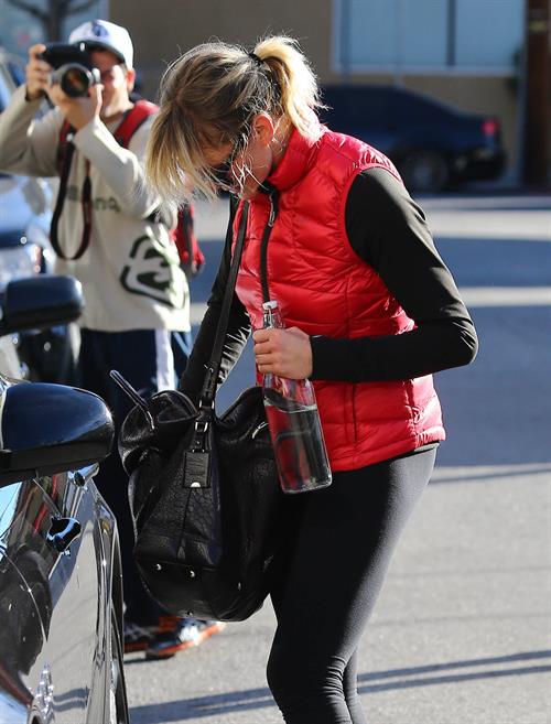 Cameron Diaz leaving the gym in Los Angeles 1/18/13 