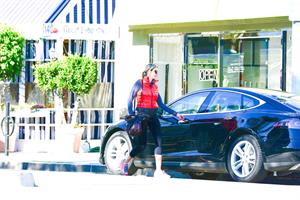 Cameron Diaz leaving the gym in Los Angeles 1/5/13 