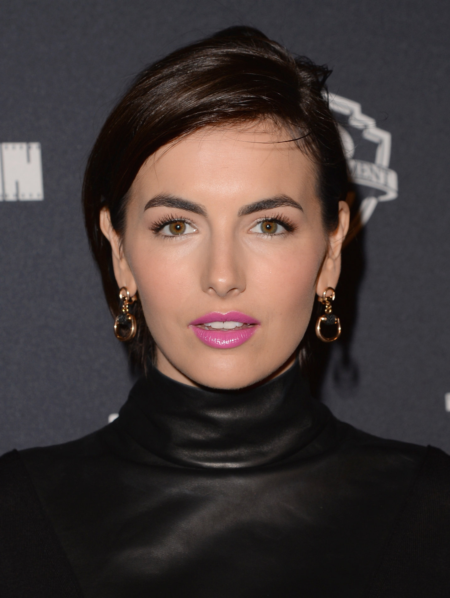 Фотку камилы. Камилла Белль. Ель Камила. Камилла Белль рут. Камилла Белль Camilla Belle.