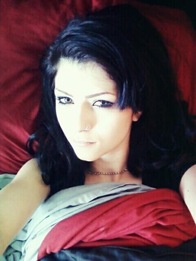 Neon Lynxie taking a selfie