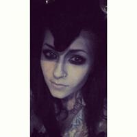 Neon Lynxie taking a selfie