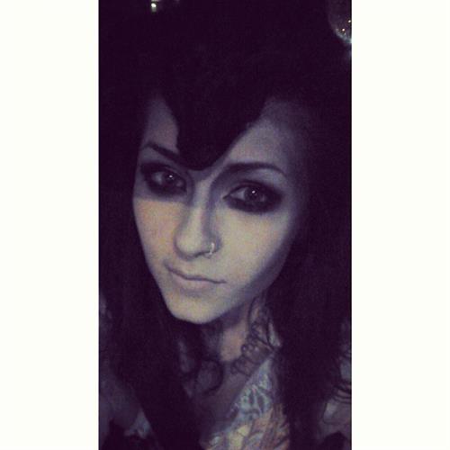 Neon Lynxie taking a selfie