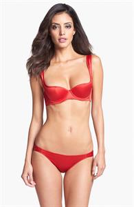 Mayra Suárez in lingerie