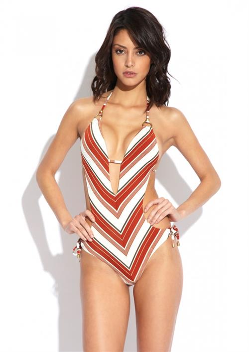 Mayra Suárez in a bikini