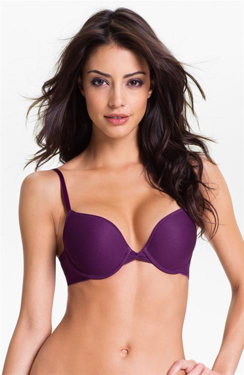 Mayra Suárez in lingerie