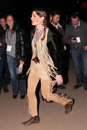 Charlotte Casiraghi Gucci Paris Masters 2012 - Day 2 (Dec 1, 2012) 