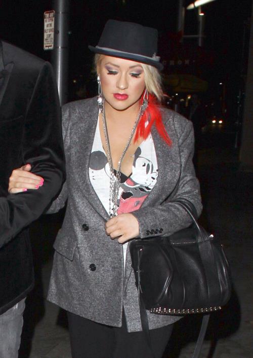 Christina Aguilera Spotted walking with Matthew Rutler in Los Angeles (November 16, 2012)