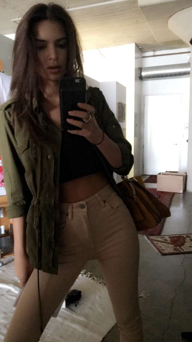 Emily Ratajkowski taking a selfie