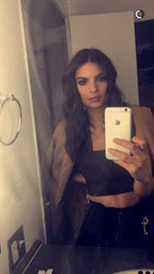 Emily Ratajkowski taking a selfie