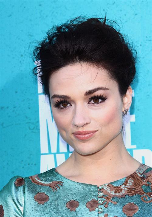 Crystal Reed - 2012 MTV Movie Awards (Arrival) in Universal City (June 3, 2012)