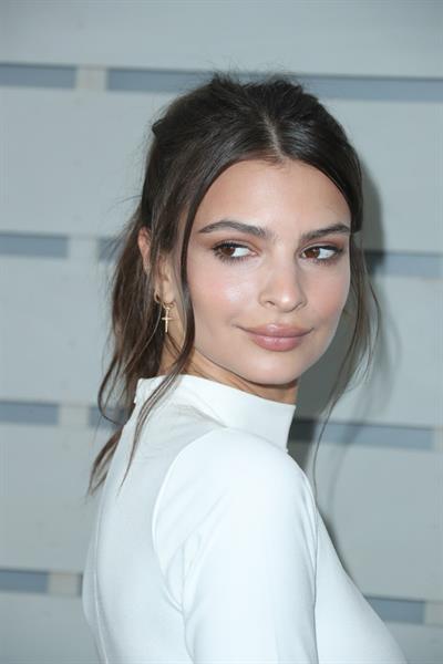 Emily Ratajkowski