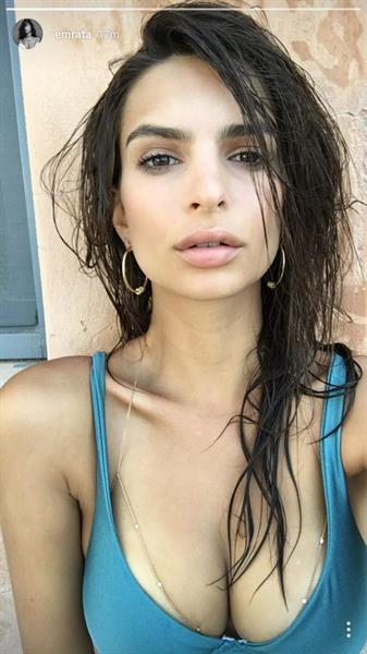 Emily Ratajkowski
