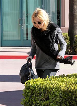 Dakota Fanning At the Gym in North Hollywood - 01/11/2013 
