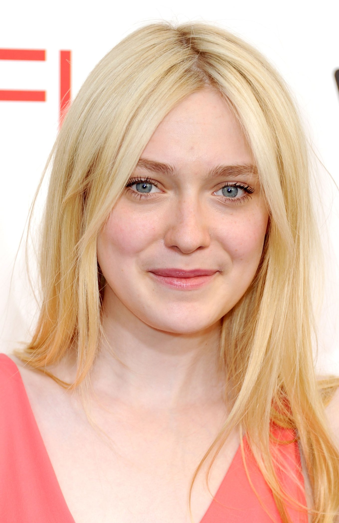 Dakota Fanning - AFI Life Achievement Award Honoring Shirley MacLaine in LA June 7, 2012