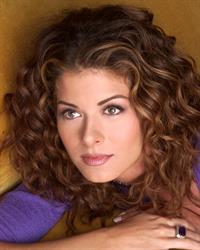 Debra Messing