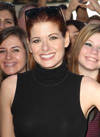 Debra Messing Mariska Hargitay Honored With Star On The Hollywood Walk Of Fame in Hollywood, Nov. 8, 2013 