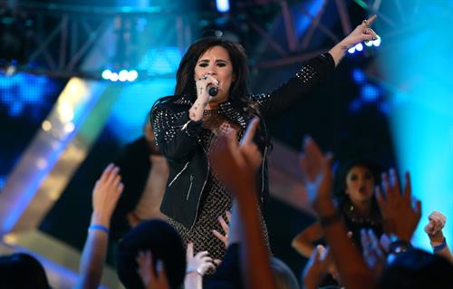 Demi Lovato VH1 Divas 2012 in Los Angeles 12/16/12 