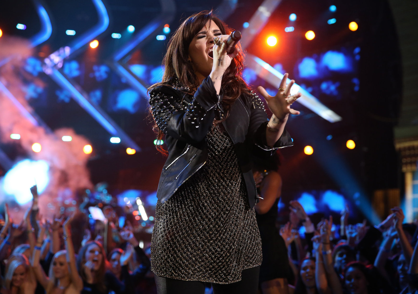 Demi Lovato VH1 Divas 2012 in Los Angeles 12/16/12 