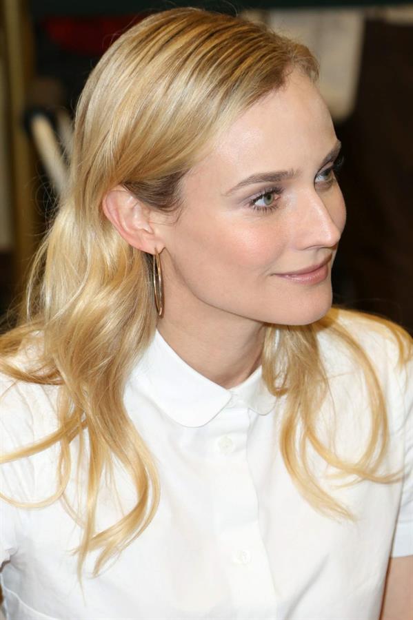 Diane Kruger Celebrate the Film Release of The Host at Barnes & Noble on March 15, 2013 