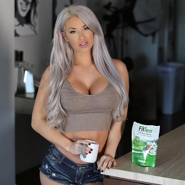 Laci Kay Somers