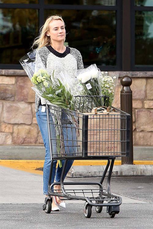 Diane Kruger Step out for a quick trip to a local Gelson's Maker in Hollywood on May 8, 2013