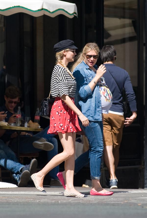 Diane Kruger - Out And About In Paris on August 20, 2012