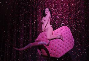 Dita Von Teese Pictures Dita Von Teese Excited for tonight's opening night in Los Angeles (19.06.2013)