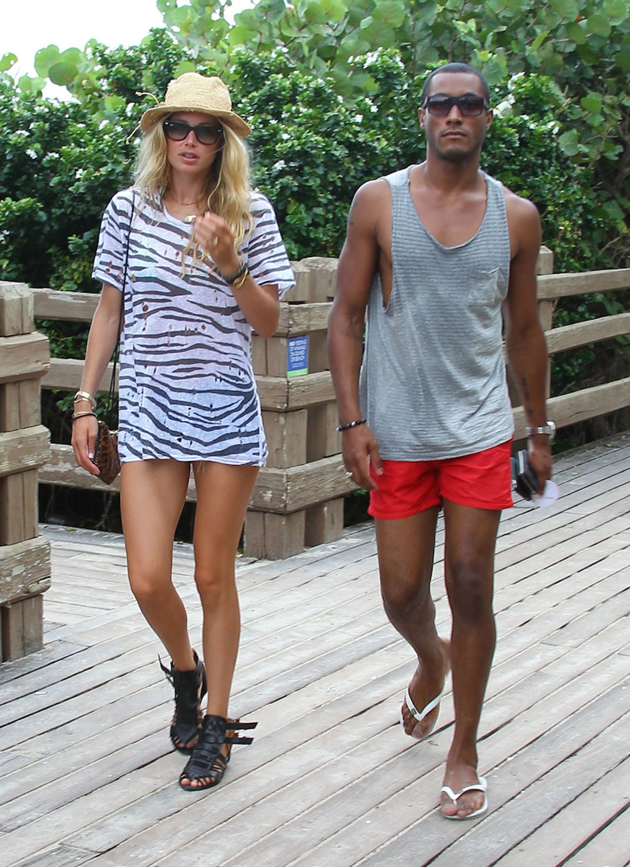 Doutzen Kroes bikini beach pictures in Miami August 16, 2012
