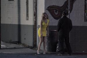 Elizabeth Banks on the set of 'Walk Of Shame' in Los Angeles 1/16/13 