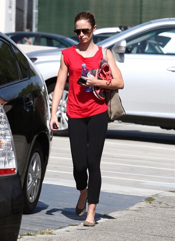 Emily Blunt - Leaving a gym in Los Angeles - August 10, 2012