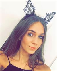 Talisa Loup taking a selfie