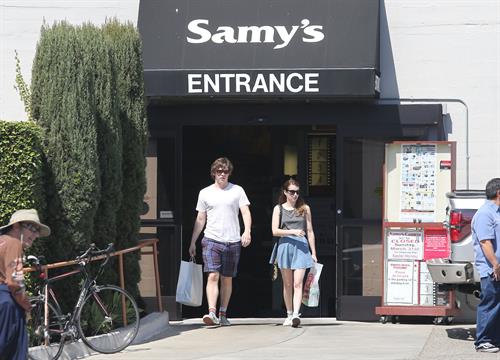 Emma Roberts - Spotted shopping at Samy's in Los Angeles (30.03.2013) 