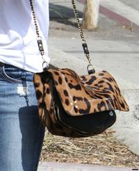 Emma Roberts Tight Jeans The Griddle Cafe And Rite Aid LA (10/09/12) 