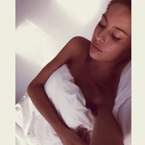 Mathilde Gøhler taking a selfie